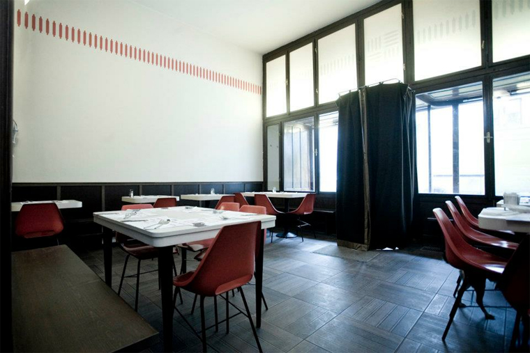 restaurace Cattani pasta - samolepky na stěnu - červená grafika