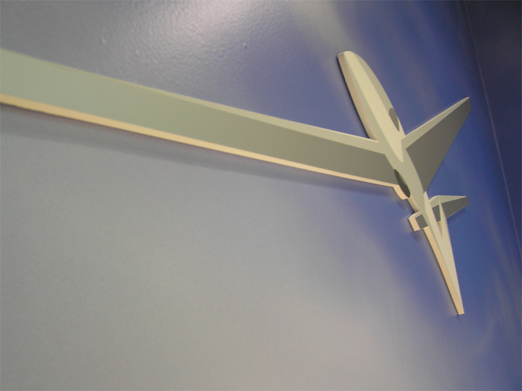 letadlo 3D prvek s polepem pro výlohy pietro filipi